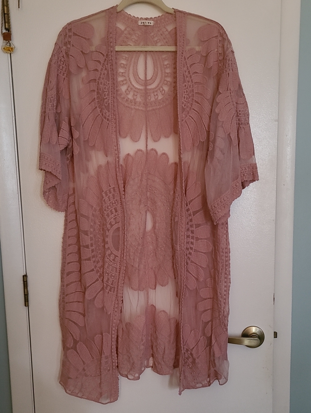 Dusty Rose Crochet Lace Floral Kimono Cardigan Coverup Sz S/M NWOT